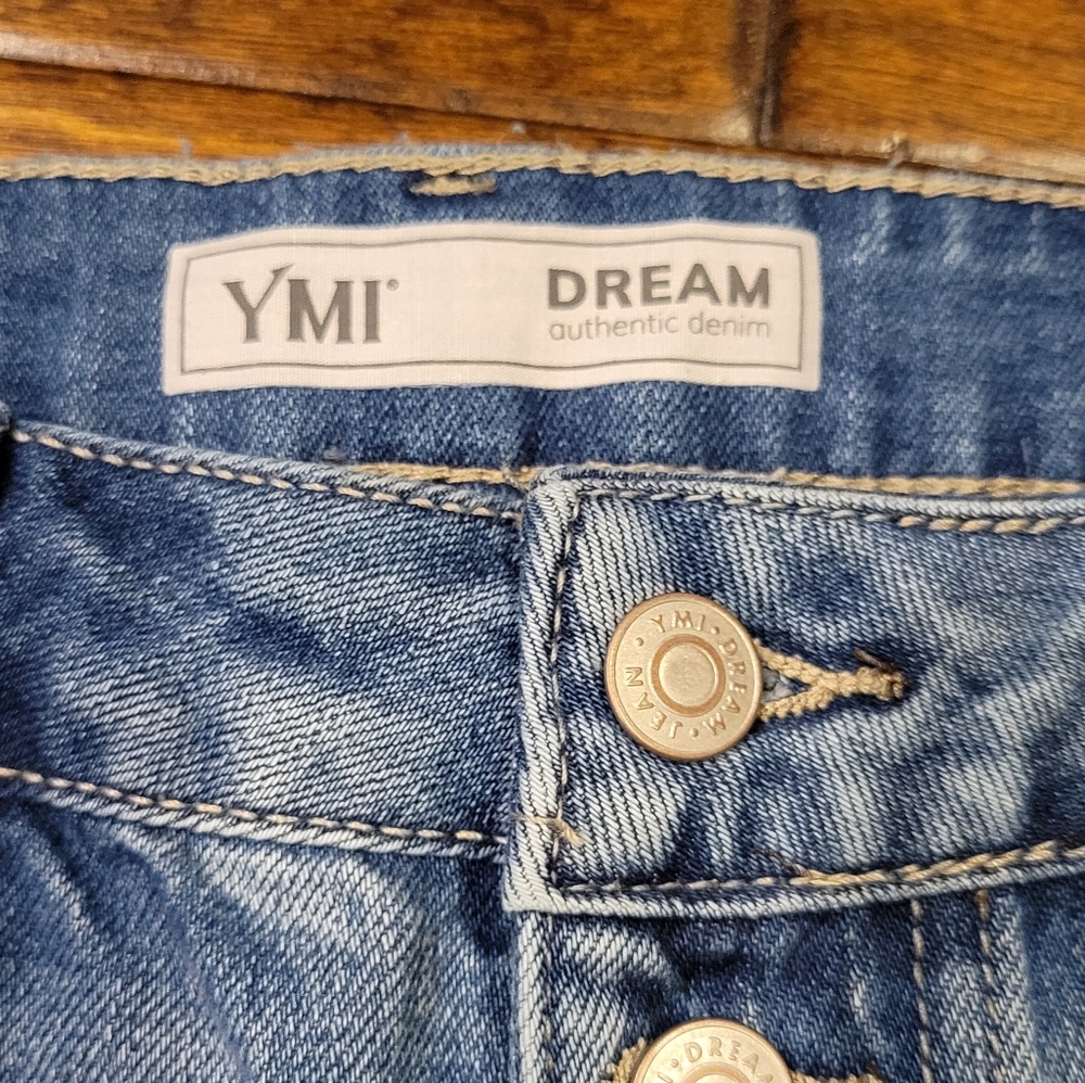 NWT YMI Jean Shorts Size 13/31 - Picture 6 of 8